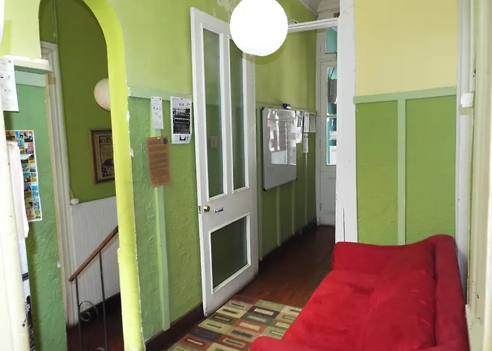 Hostal Casa Verde Limón